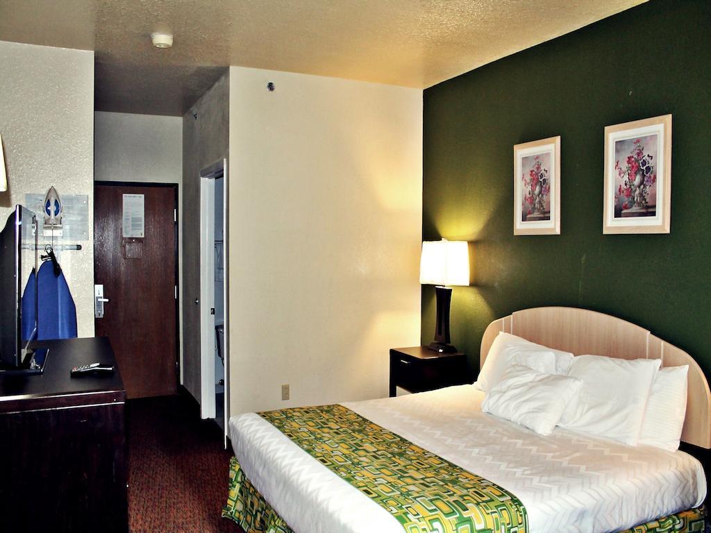 Surestay Plus By Best Western San Antonio Airport Εξωτερικό φωτογραφία