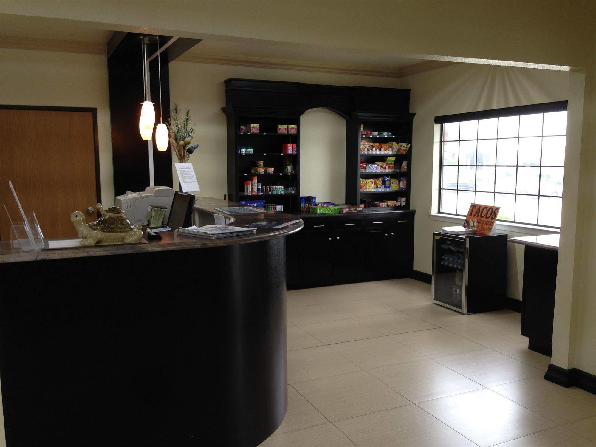 Surestay Plus By Best Western San Antonio Airport Εξωτερικό φωτογραφία